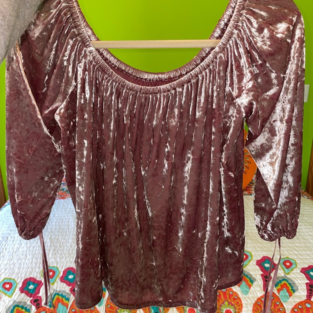 American Eagle cropped off the shoulder velvet shirt